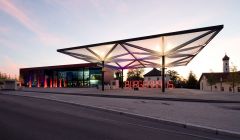 Community center, Unterföhring – pneumatic ETFE roof